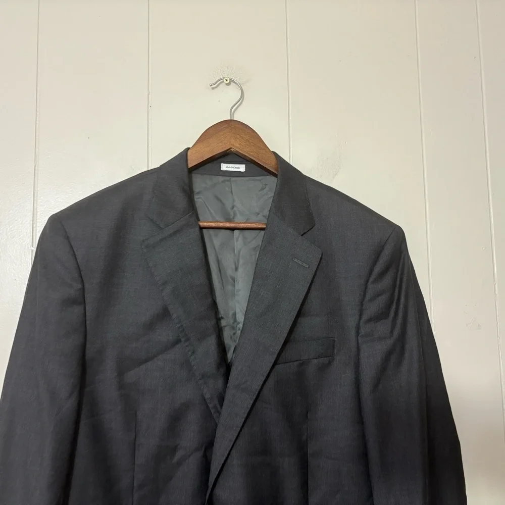 Peter Millar 100% Wool Charcoal Gray Blazer Jacket Size 42T Classic Tailored Fit